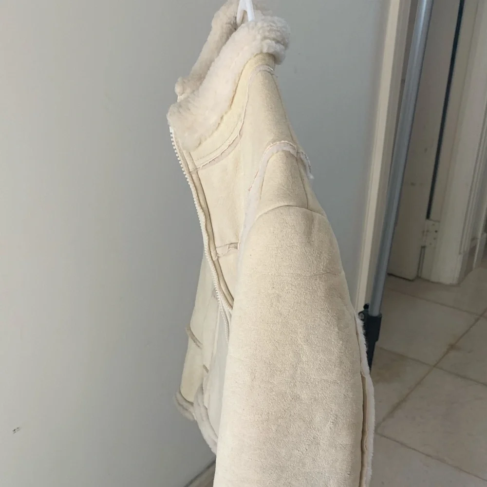 Cream Jacket - Picture 2 of 6
